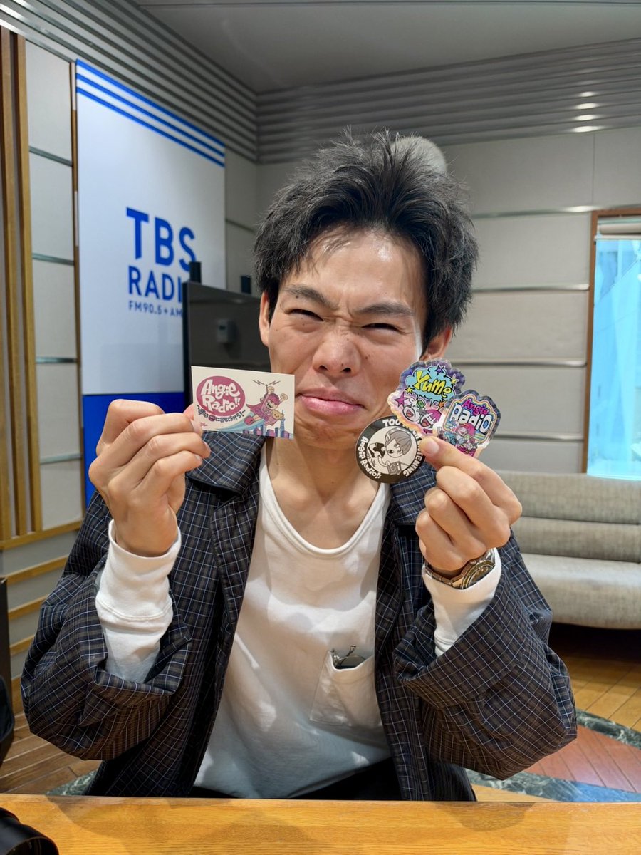 angradio's tweet photo. 【���き逃した方へ】

#かが屋 の加賀翔さんが生放送当日の
急なオファーでアンジーの代打！
まさに神対応＆神回！
(2026年10月11日放送）

📡オンエア曲
♪MindSet/Gacharic Spin
♪High Grayinbow/Gacharic Spin

radiko📻
https://t.co/tLJ2vAfETr

#アンジーラジオ
#���が屋の亀の間 https://t.co/SauJhmHQpV