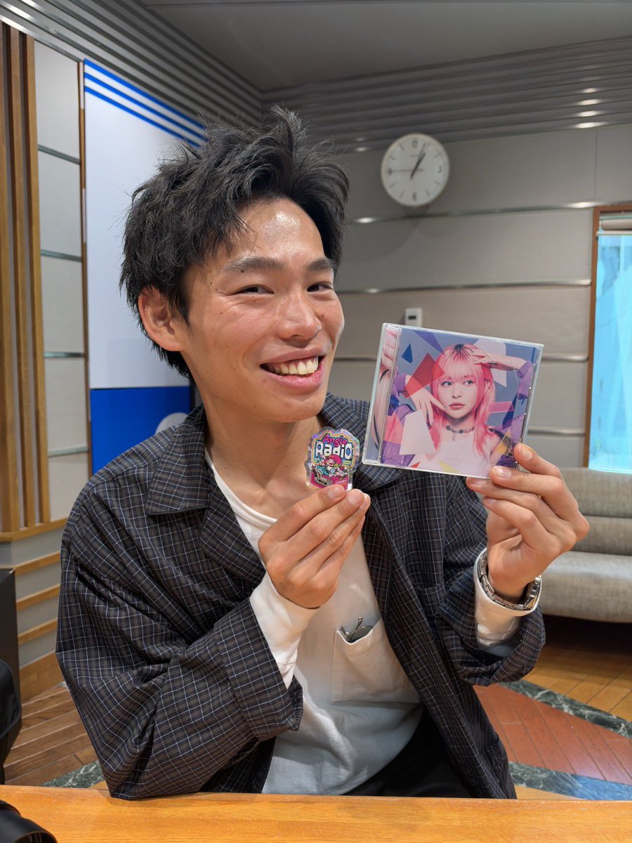 angradio's tweet photo. 【���き逃した方へ】

#かが屋 の加賀翔さんが生放送当日の
急なオファーでアンジーの代打！
まさに神対応＆神回！
(2026年10月11日放送）

📡オンエア曲
♪MindSet/Gacharic Spin
♪High Grayinbow/Gacharic Spin

radiko📻
https://t.co/tLJ2vAfETr

#アンジーラジオ
#���が屋の亀の間 https://t.co/SauJhmHQpV