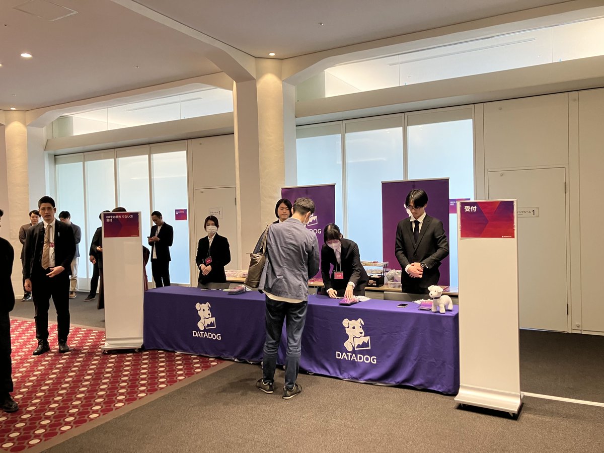 DatadogJ's tweet photo. 本日15時よりスタート！ DATADOG LIVE TOKYO - AI Powers the Future
Sakana AI、ソフトバンク、プレイド、LayerXの各社をゲストに迎え、AI時代のオブザーバビリティの最前線をお伝えします。
オンラインでのライブ配信はまだまだ受付中！
https://t.co/cODVacRjOt
#DatadogLive #Datadog #AI https://t.co/D2MWQKsVrA