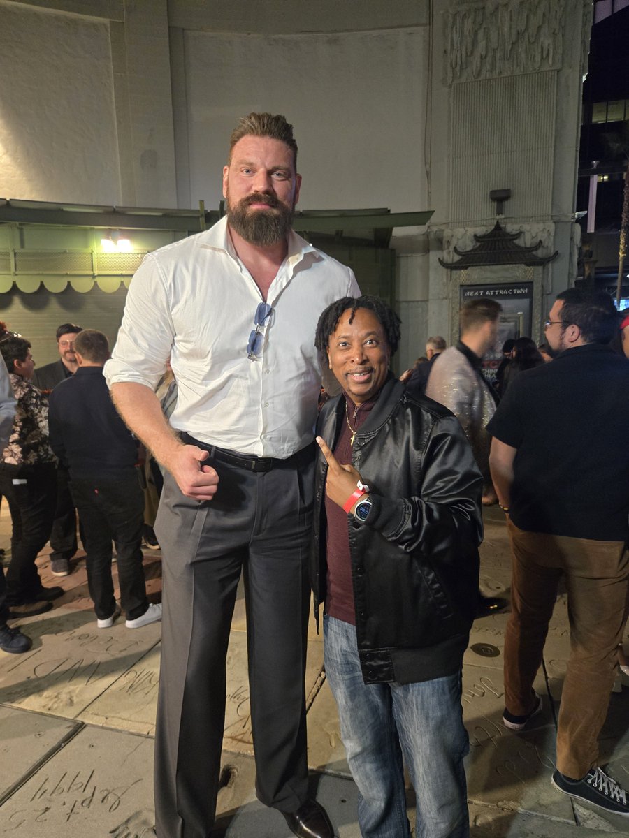 INFINITE_SGE's tweet photo. Earlier forgot to post but had an unforgettable time at the #StreetFighter    Movie! What a dream come true to see a fun live action SF made just for the fans! https://t.co/vcyawSfq1K