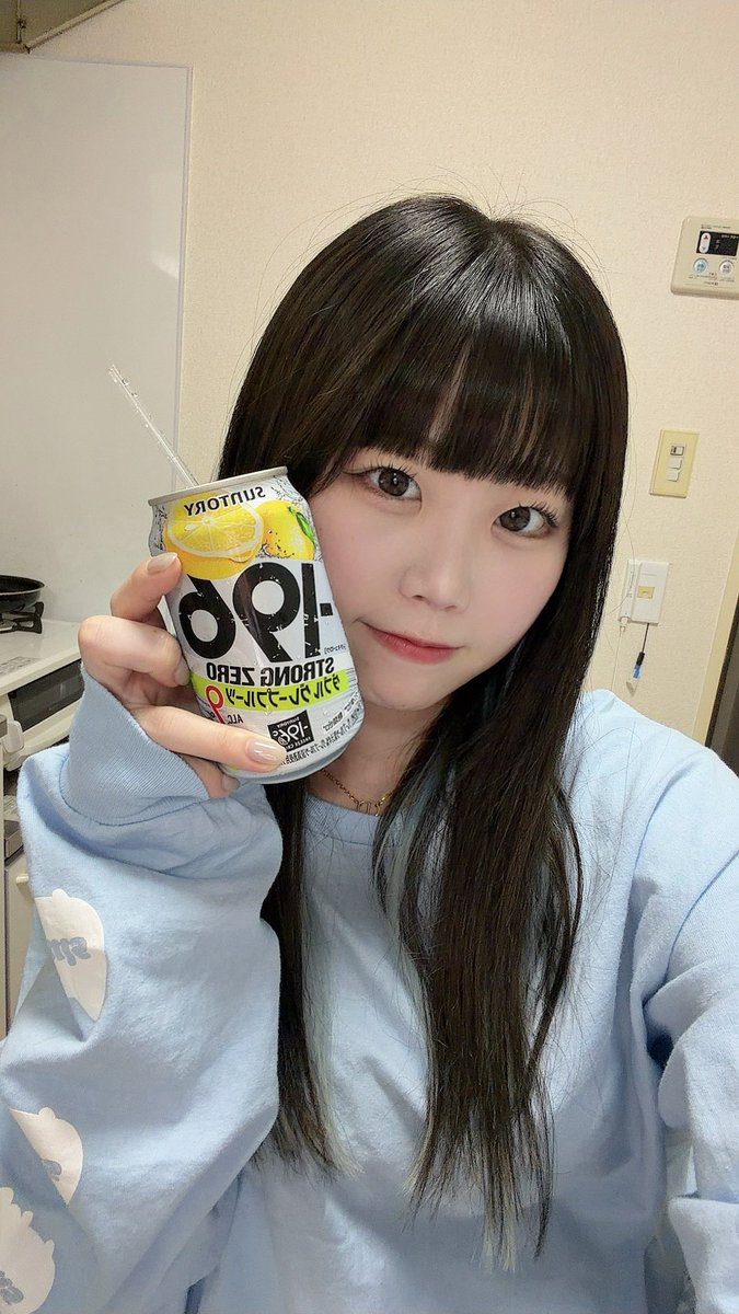 odayakachansaya's tweet photo. https://t.co/fX7uCNrRV5

I’ve uploaded the archive of yesterday’s dance session, complete with a list of the songs featured! 
Check out my Stories! https://t.co/1Cgrti6wiv