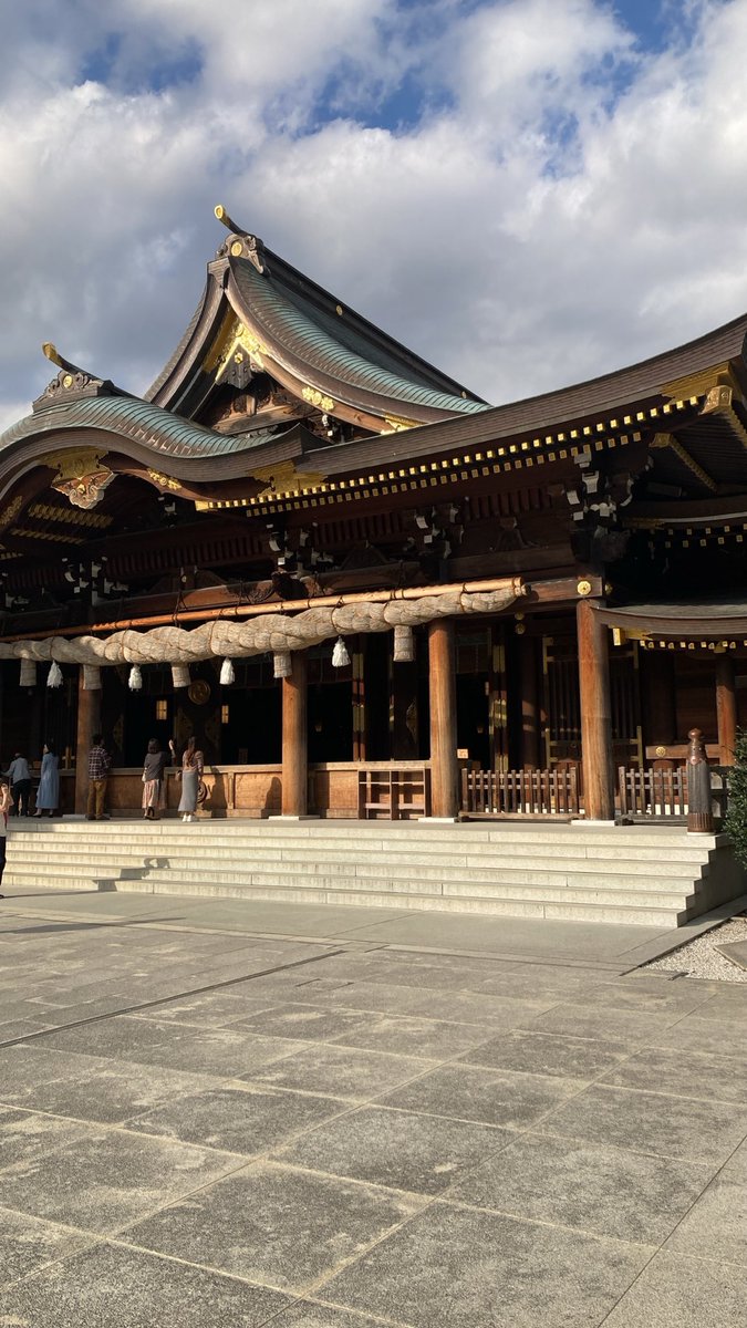 AichiInazawa's tweet photo. #cafe
#TVR
#EP3    だだ今、用事で神奈川県きてます、途中、寒川神社に来てます！
今年三回目です、沢山参拝されてます！ https://t.co/xmrtIZ0zGh
