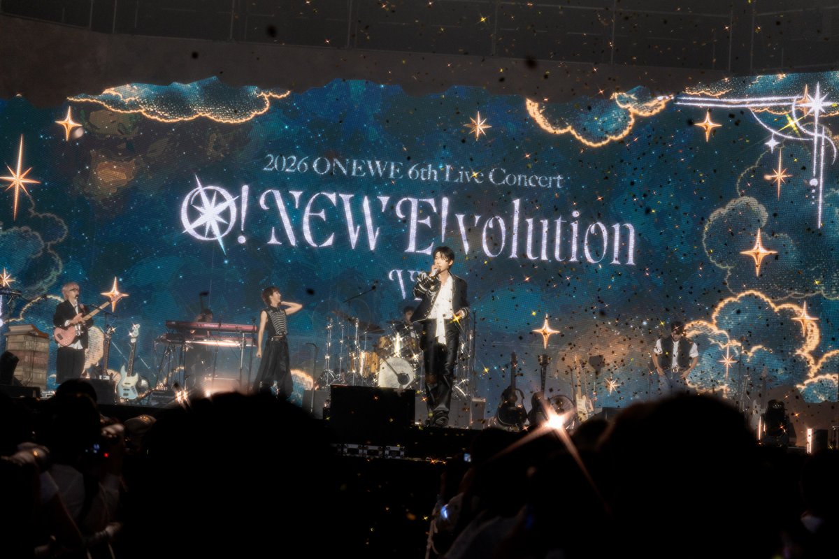 official_ONEWE's tweet photo. [#WE_SPACE]

2026 ONEWE 6th Live Concert
'O! NEW E!volution VI’
CONCERT PHOTO 📸

✔ ONEWE 공식 홈페이지
🔗 https://t.co/zQhGtTlnjH

#ONEWE #원위
#O_NEW_Evolution_VI
#ONEWE_6th_Live_Concert
#O_NEW_Evolution https://t.co/c4Nv78kIE2