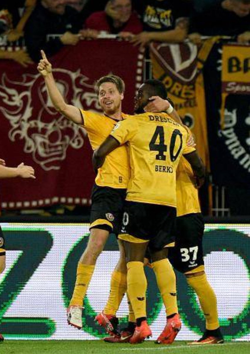 FreitalonTour's tweet photo. Die herzlichsten Geburtstagsgrüße gehen heute an den Lumpi. Alles Gute und maximale Erfolge #sgd1953 #ftlot #andreas #lambertz https://t.co/I0yiRlD4Mb