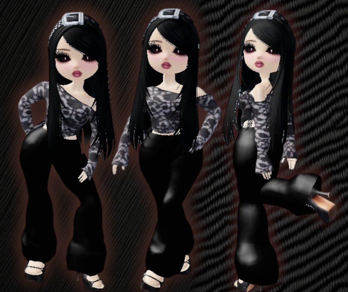 blesscrys's tweet photo. Black Asymmetric Rose Lace Top 
@KidsOnPluto 
Leather Flare Pants Black 

Model Girl Ankle Straps  Platform Heels 
@dioncella_  

Hazel Doll Head 
@srmyeon 

Hair (unreleased) 
@teressawestood 

ED45A3 #RobloxFashion https://t.co/Ly03tfKFCd