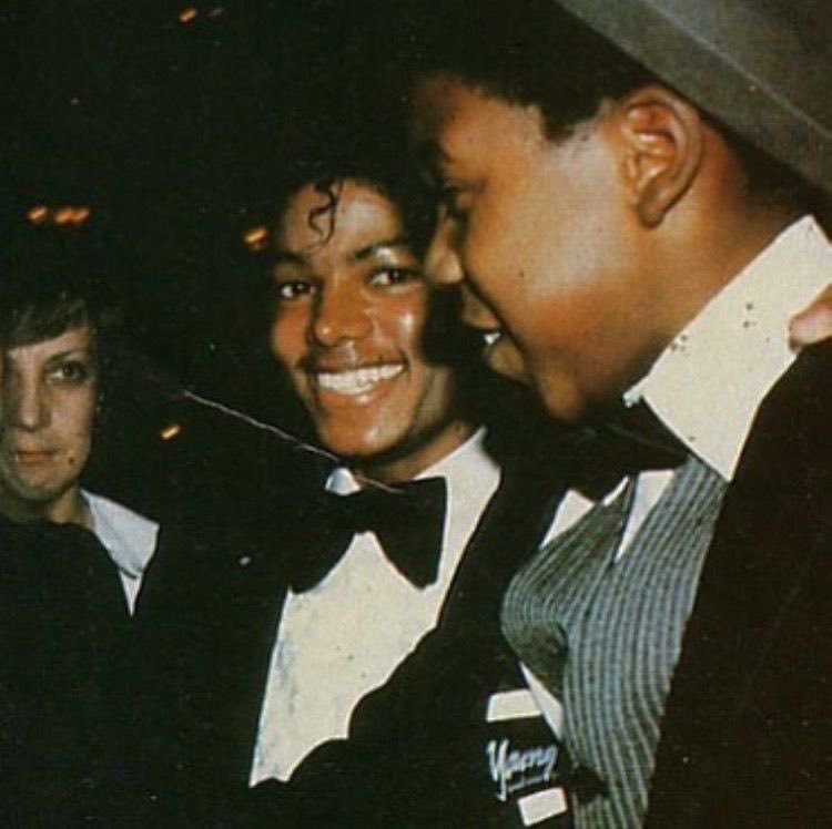 foralltimer's tweet photo. I just finished moonwalk and I’ve never missed Michael more https://t.co/LB2TjsGuFl
