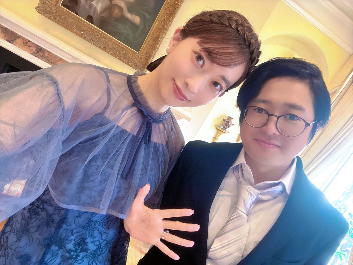 yukakuramoti's tweet photo. 今日は結婚式に夫婦で参列🥰はじめてあこや真珠のピアスを買ってみました！つやつやでかわいい〜 https://t.co/RqPvDBtwhI