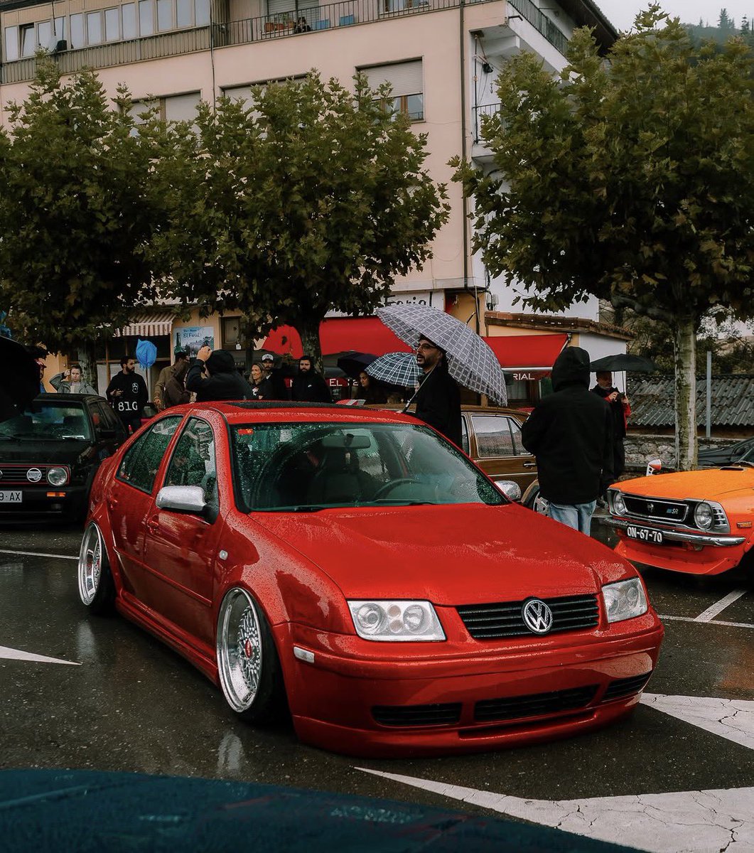 EpicDubs's tweet photo. ❤️

#VW #Volkswagen #Mk4 #VwJetta #VwVento #Mk4Jetta #BBSwheels   #Stanced #DubLife https://t.co/bCimIfeTf4
