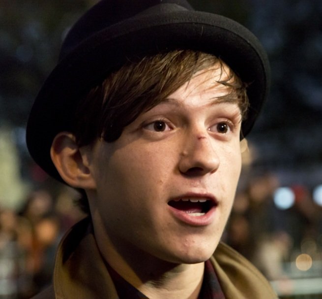 sewnscar's tweet photo. im gonna touch him. And give him another scar bc that fedora was a mistake https://t.co/neY4EtoOKi