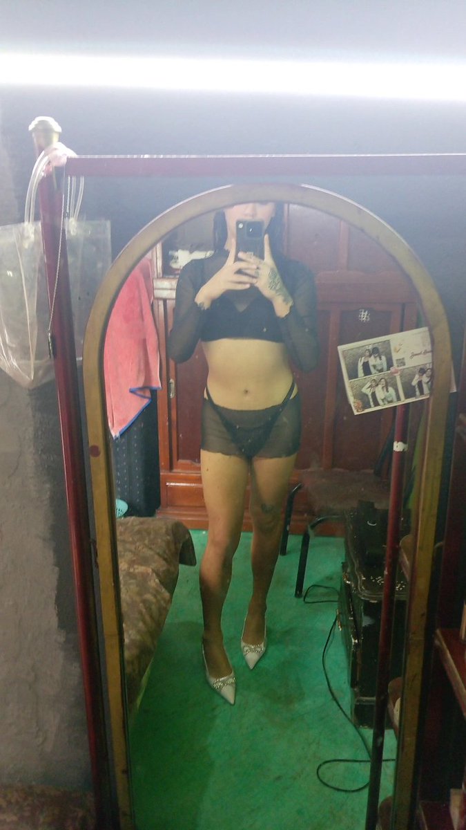 Fernanda_Gmz12's tweet photo. Apoco no se ve sexy?🥵
#trans #sex https://t.co/8Q3g2K8fWn