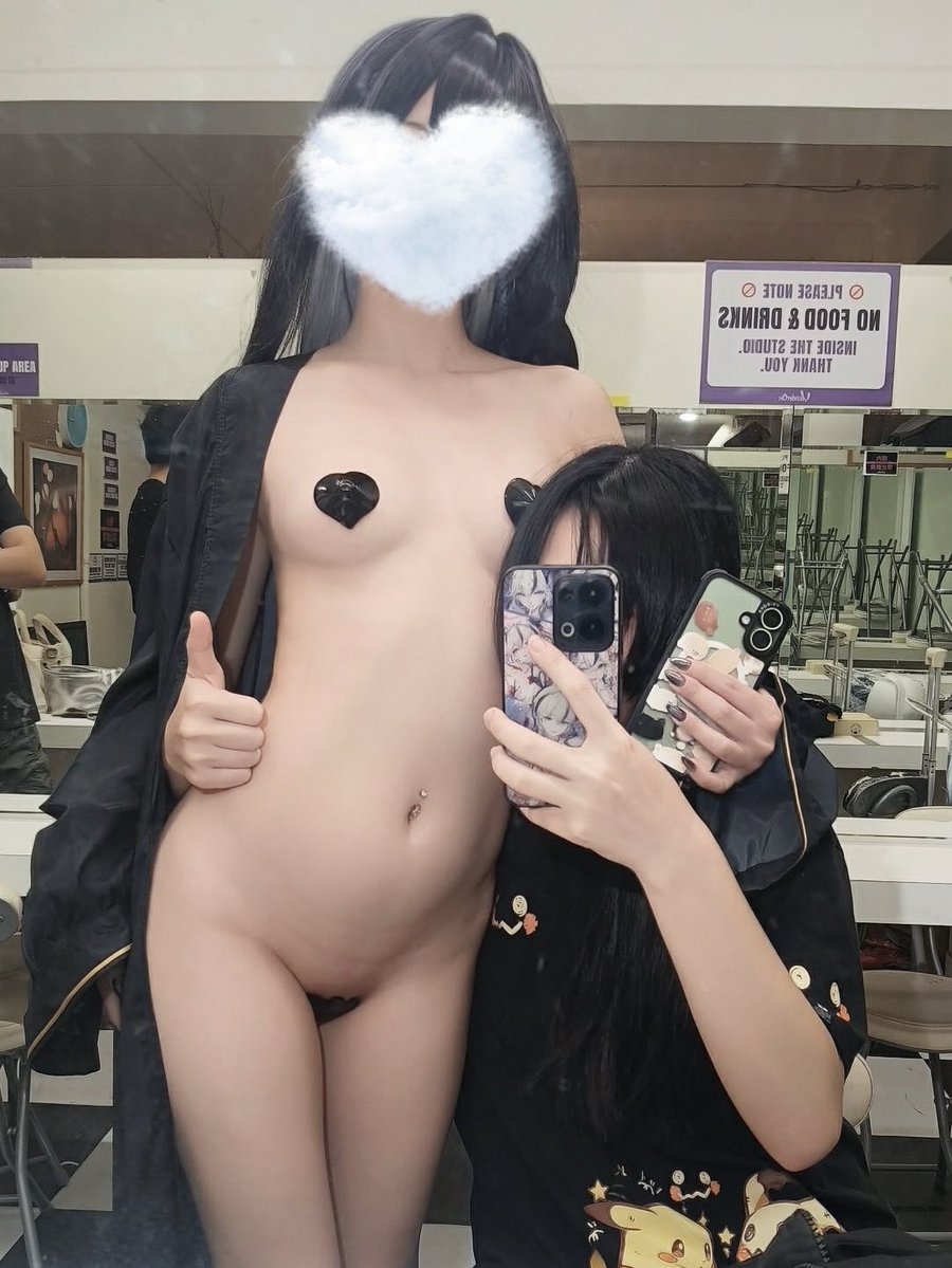 Silverluri's tweet photo. 雪狐把我拍的好美🖤🖤

@VKoloro56007 https://t.co/hUV6GhJKKR