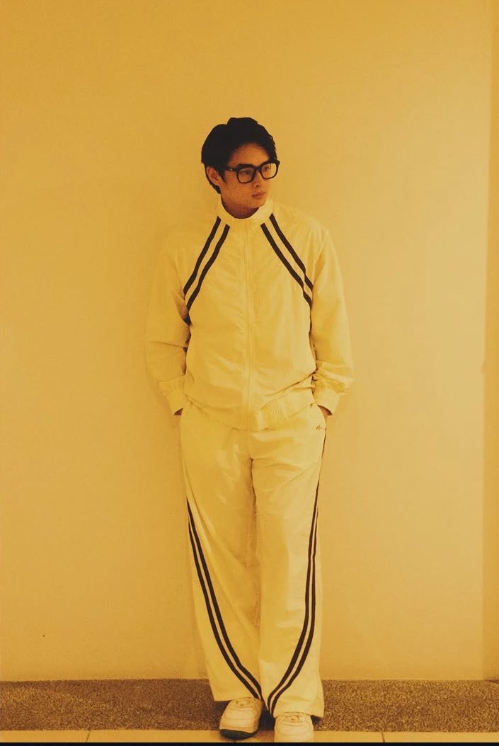 aotdadaptation's tweet photo. Lance wearing the Structured Set in Oat from @miliclubofc ✨

📸 Lance

#LanceCarr https://t.co/EUA3sqZKVu