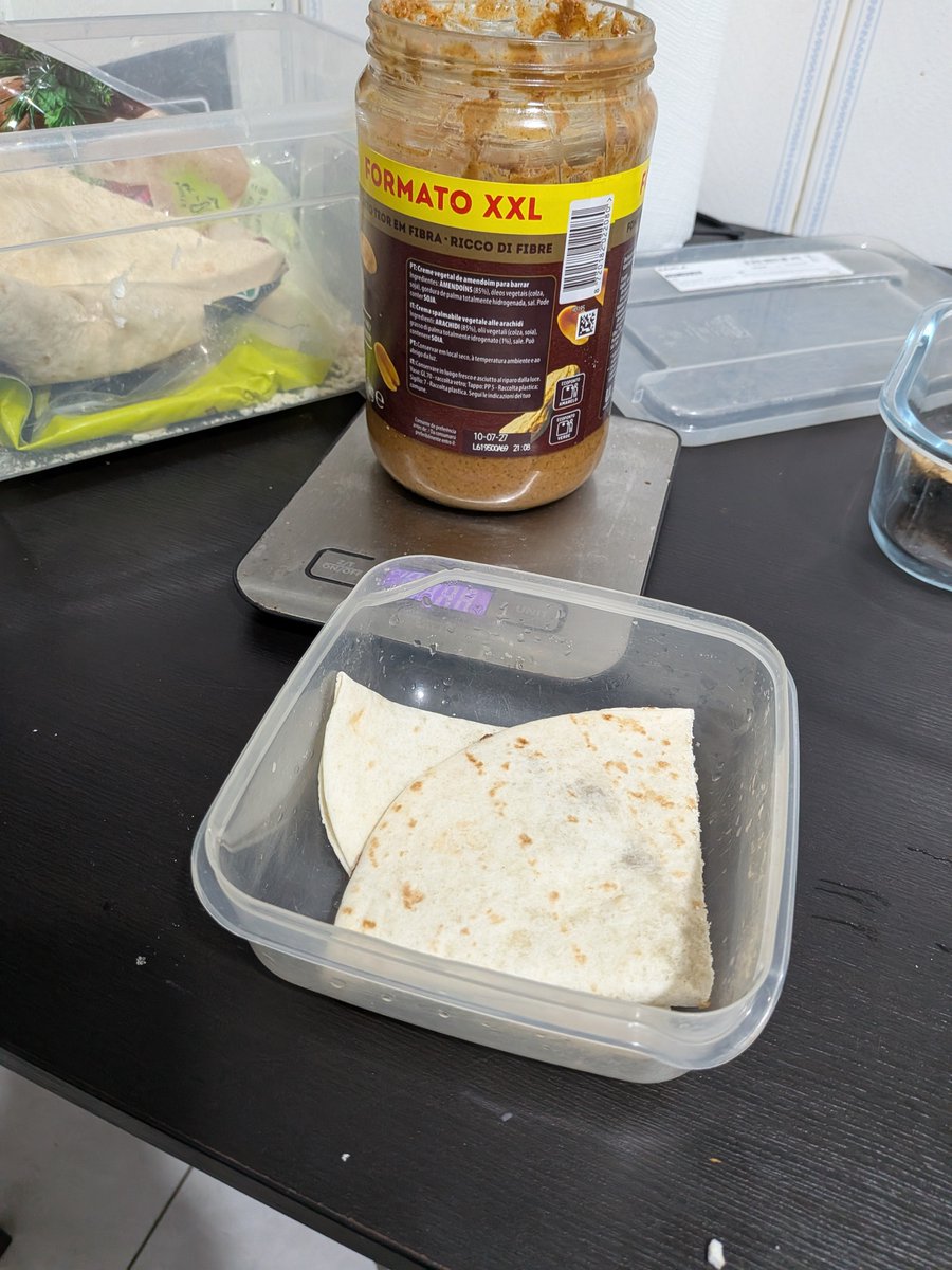 TTime69378's tweet photo. The food for today I train (plus 2 coffee) https://t.co/xbBCJtOmvv