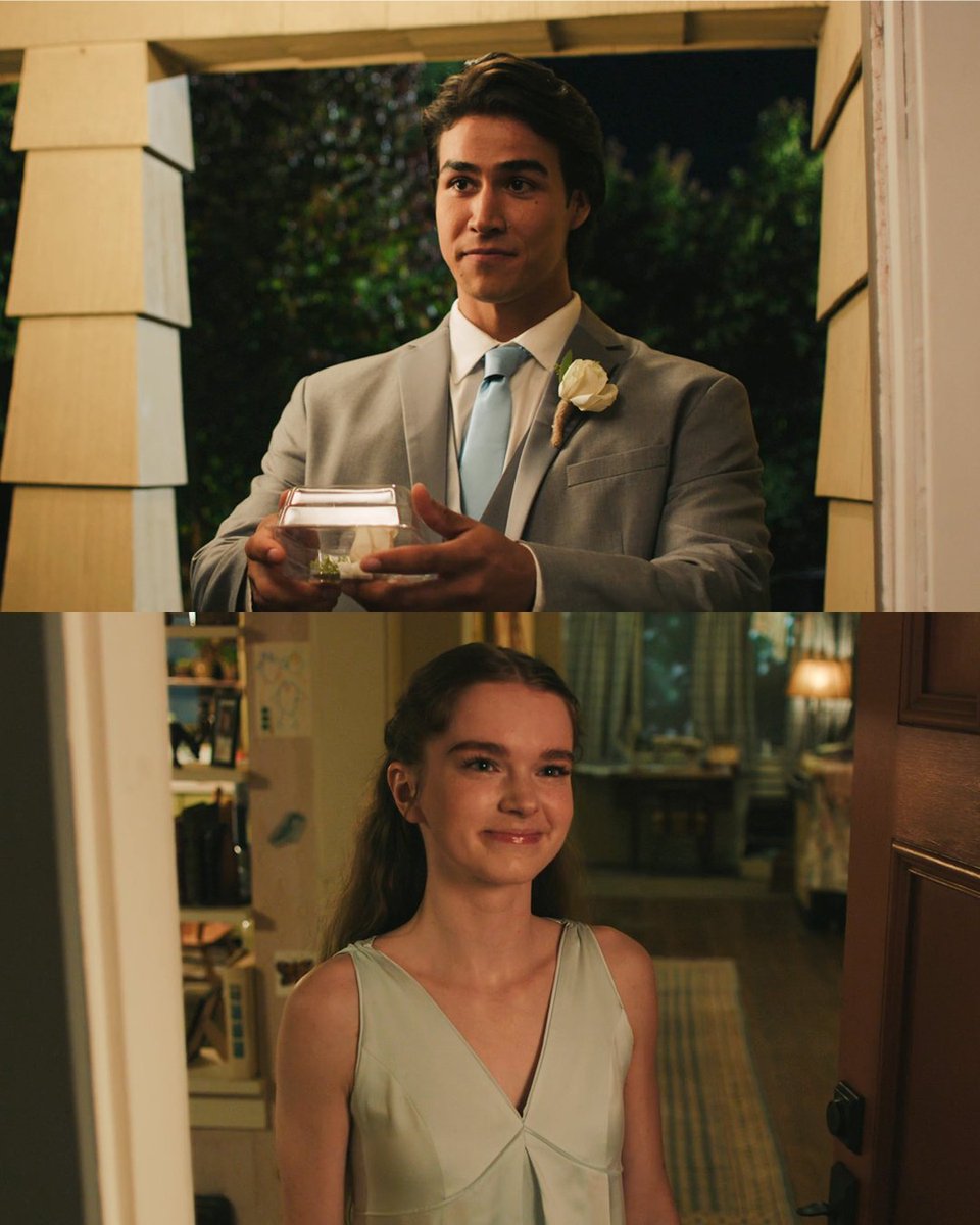 Greg3f's tweet photo. The saddest part of Tommy’s death? He was part of the one beautiful moment that made Carrie believe, just for a second, that maybe the world wasn’t so cruel to her after all. And then everything was taken away. 😭 #Carrie https://t.co/PCoz7GGPbN