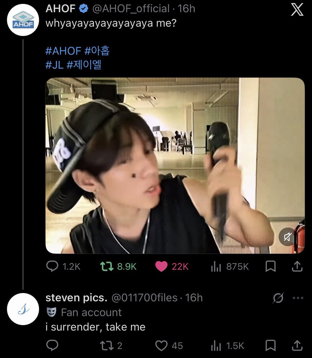 JLgoldenrookie's tweet photo. Anue baaaa! Ang cutiee niyo!!! 😭😭😭

@011700files @jlgfiles @0724files https://t.co/DXx3XbJXGL