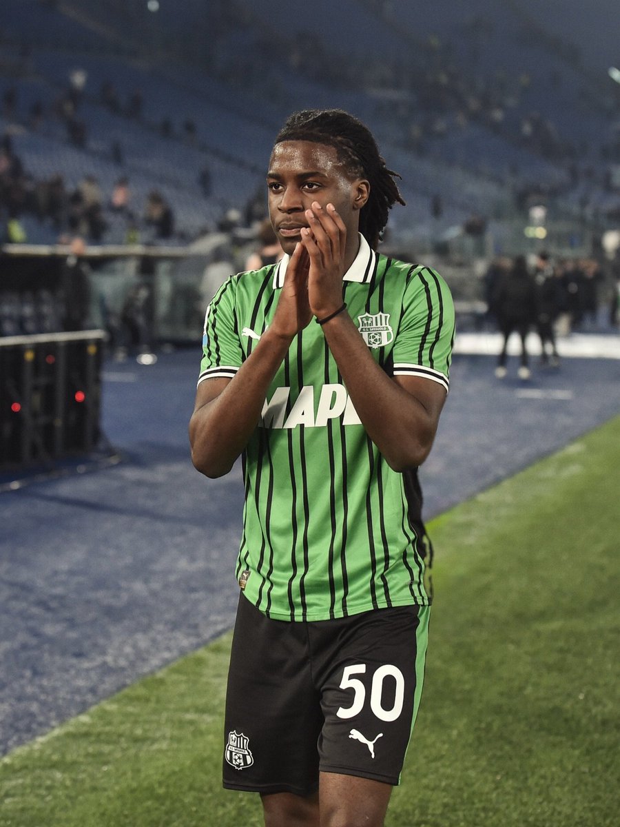 NMercato24's tweet photo. 🚨⬛🟩 Il Sassuolo valuta Bakola almeno 30M: inoltre il Marsiglia incasserebbe il 10% su un'eventuale rivendita 💣

@aldo_odla79 🤝

#Calciomercato #15ottobre https://t.co/ftSciEZOaP