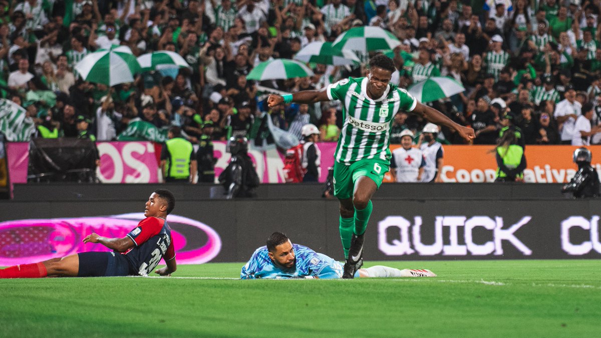 Bedoyad21's tweet photo. La pesadilla del rojo🧑🏽‍🍼⚽️ https://t.co/7tnVXBGDeR
