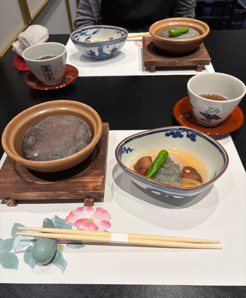 ninjinijiiro's tweet photo. 用事の合間に
母とランチ https://t.co/c0CeGttI7T