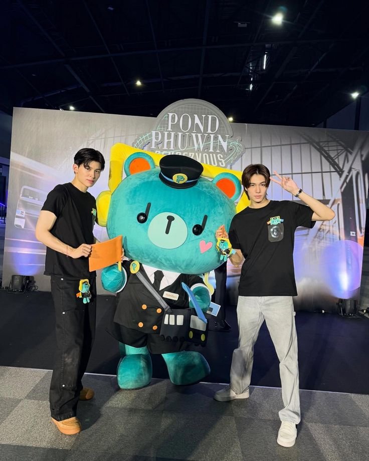 SiamSiren_Bloom's tweet photo. my baby permpoon slaying as always 💚✨

#PondPhuwin #Permpoon #PondPhuwinFancon https://t.co/UTTY4WDnv7