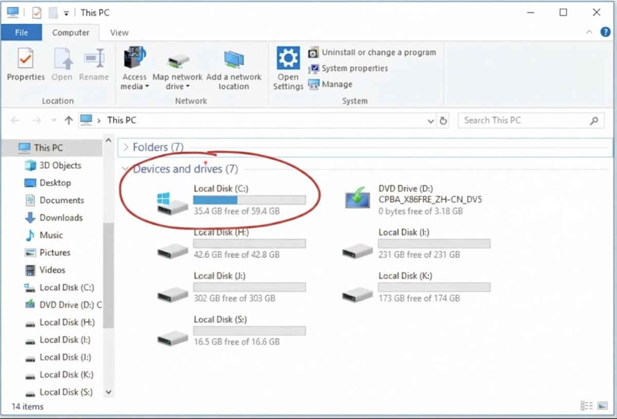 twtayaan's tweet photo. genuine question: why does every Windows PC start at the "C" drive? 

wtf happened to A and B? https://t.co/0LPcXL0RBZ