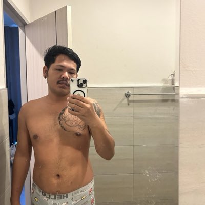NameName8rix's tweet photo. #NewProfilePic https://t.co/zFwYbb7NtA