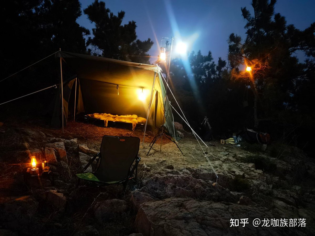 imjinhy25497434's tweet photo. 戦場で泊まった夜の、微かな後ろめたさが心に残る。 https://t.co/yqlehIGEsx