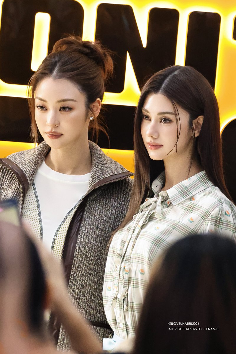 ILOVEUHATEU2026's tweet photo. 261015

LNM ONITSUKA OPENING
#LenaMiuXOnitsukaTiger https://t.co/Po6iK7lMRU