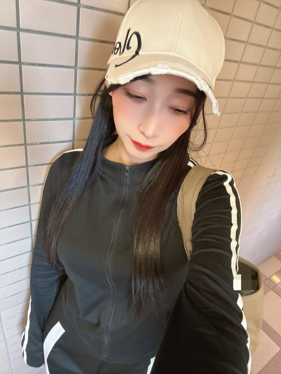 Hasumi Claire