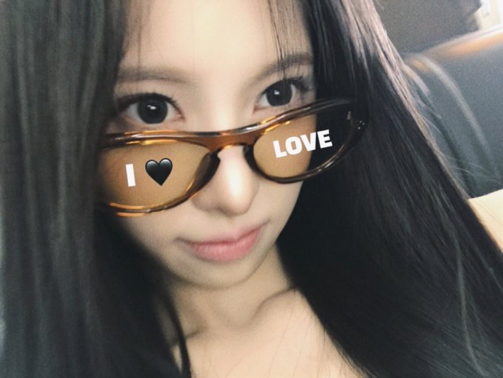 9smdlj's tweet photo. 261015 #리센느 인스타그램 #리브 https://t.co/YcPBrqfZbM