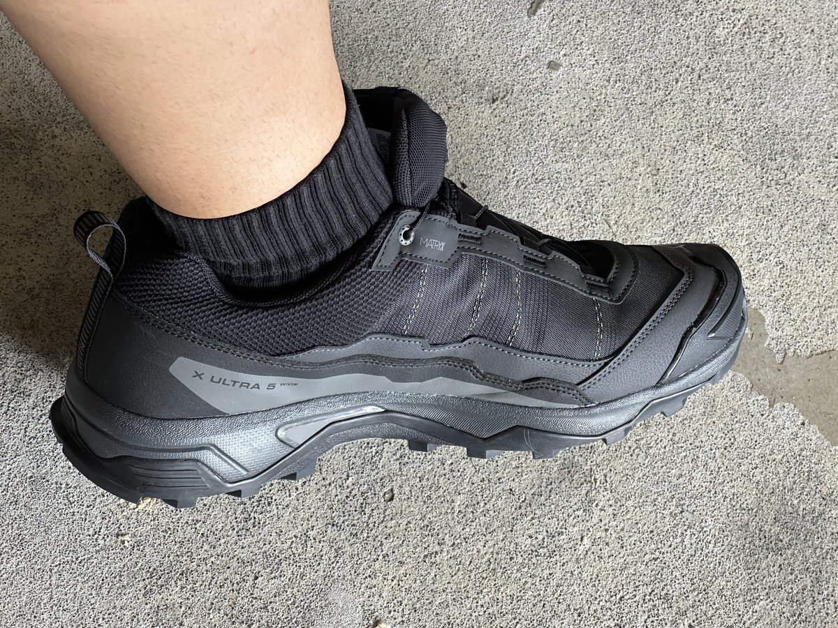 farmagrad's tweet photo. kita pakai ngegym dulu, emang sepatu enak 🥵 https://t.co/lNuWAyB3Bu