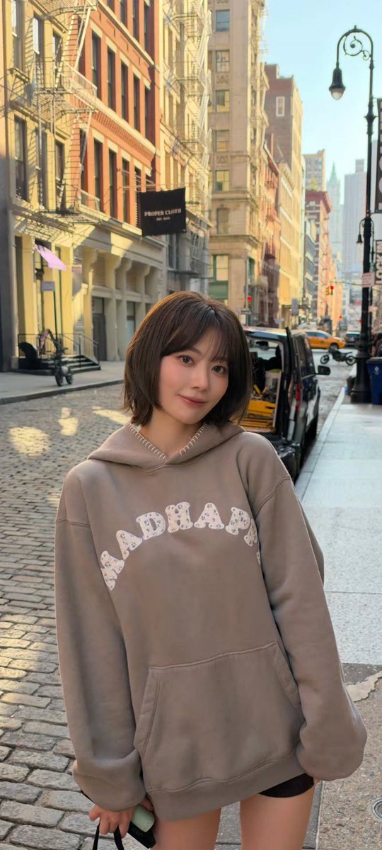 AKAone_'s tweet photo. #사쿠라 #Sakura #LESSERAFIM #르세라핌 #배경화면 #Wallpaper #LockScreen 
Sakura 261014 IG Wallpaper https://t.co/Oz0K16fmhV