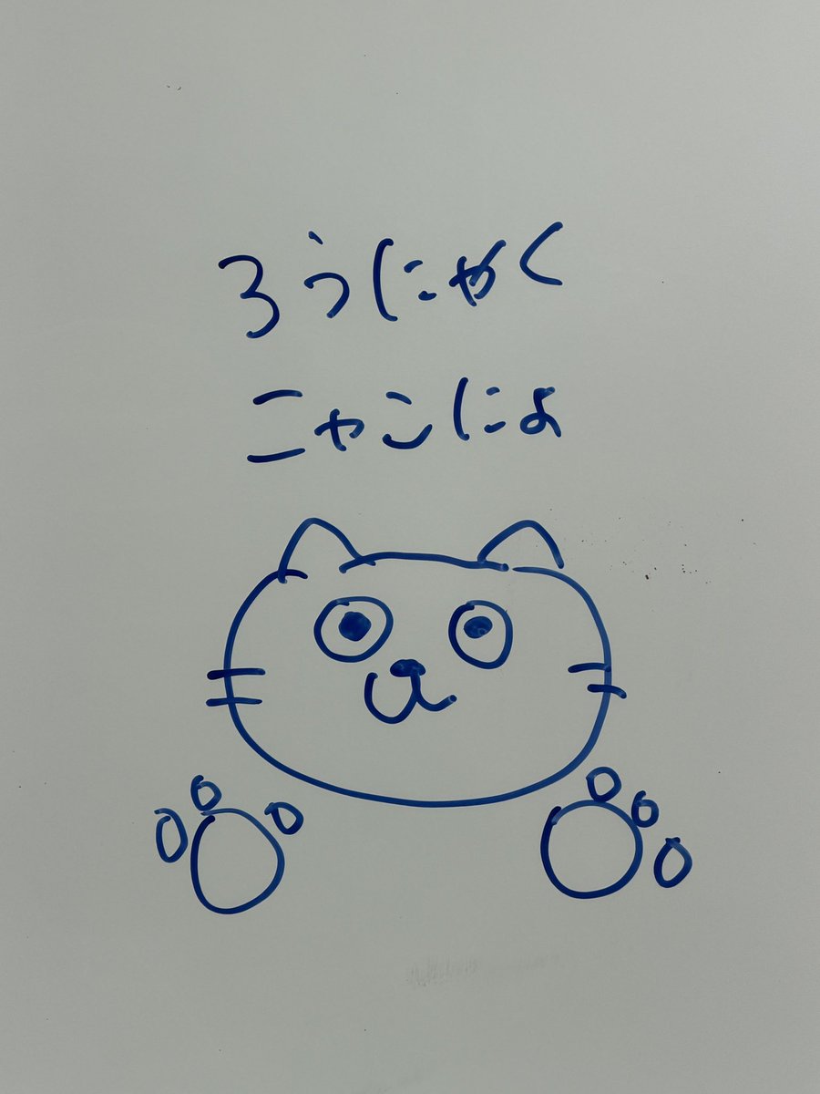 DesignHumore tweet picture