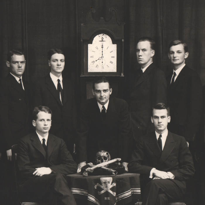 DiscourseWire's tweet photo. Fraternities at Cornell forced to become the next wave of secret societies in the United States after University bans parties thanks to Lucy Craig.

Follow: @DiscourseWire https://t.co/wpNY51SaY4