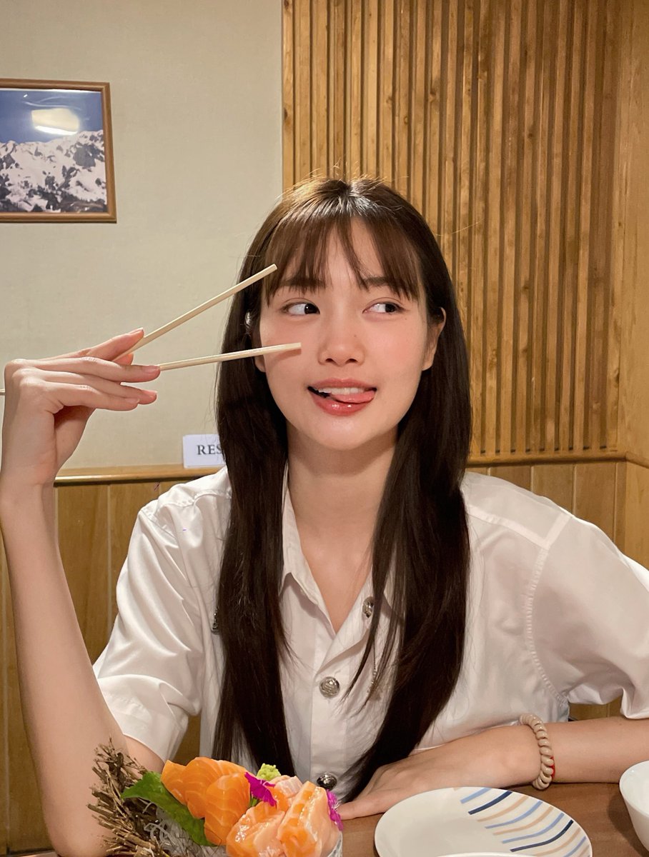 piployfamily's tweet photo. [15.10.26] __piploy__ instagram update 

— 🍣🍢🤏🏻🤍 ง่าาา ~~~

🔗 : https://t.co/cNx4bWUwdh

#piployRR #YOUR_MARINE https://t.co/o27BEzrjrC