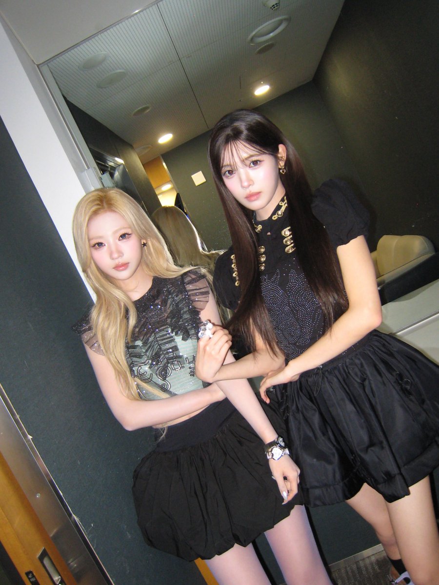 nyutella64's tweet photo. 261015 하투하 인스타

이랬다저랬다 https://t.co/BCHO6hAtvc