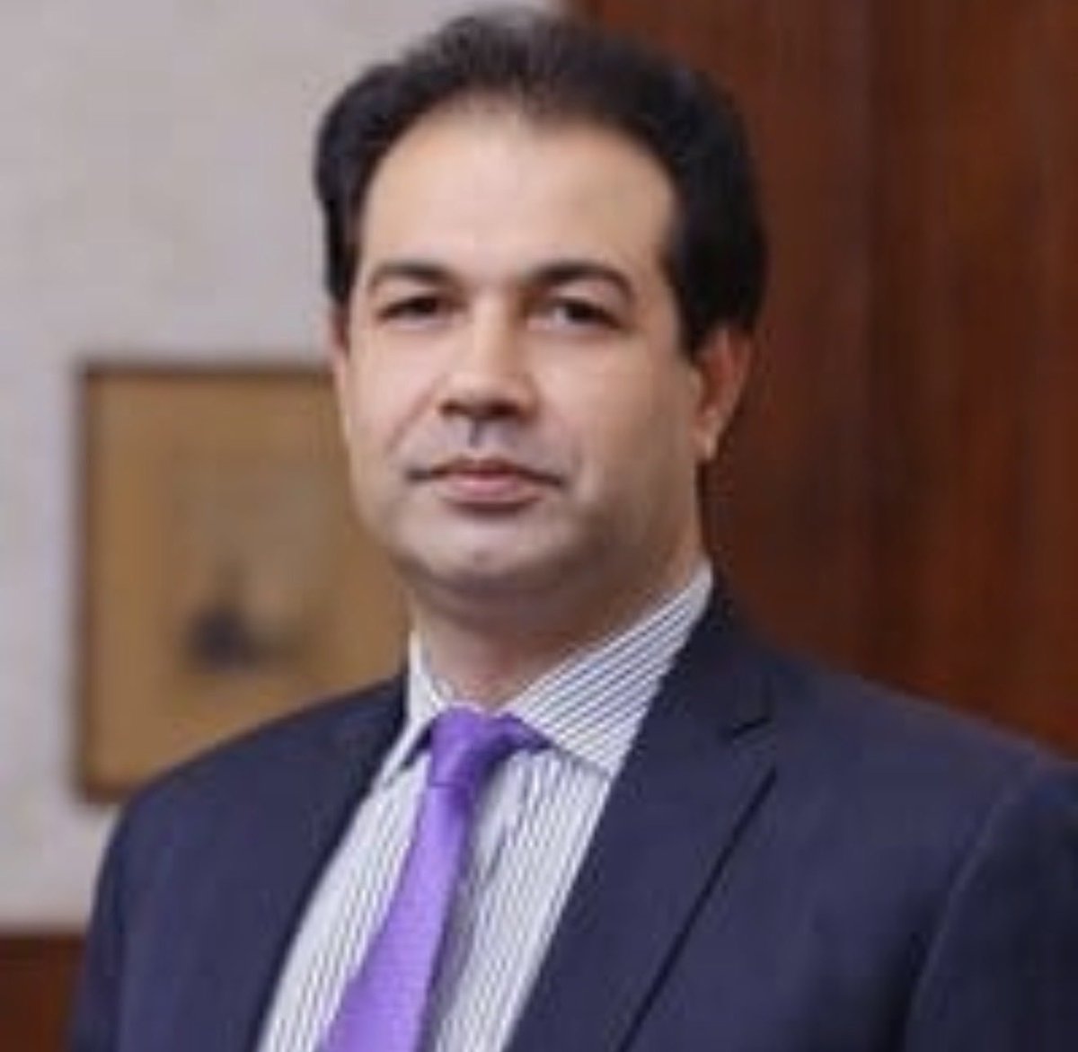 Haf_5800's tweet photo. خیبر پختونخوا کےلیے تجربہ، تدبر اور سیاسی بصیرت کی حامل قیادت وقت کی اہم ضرورت ہے!

گورنر راج کےتناظر میں پختون برادری کےمسائل، محرومیوں، روایات اور مزاج کو سمجھنے والی شخصیات کو اہم ذمہ داریاں سونپنا وقت کا ناگزیر تقاضا ہے۔ ایسےحساس حالات میں محض فیصلے کافی نہیں، بلکہ 1/4👇تھریڈ https://t.co/cePKMwAwbz