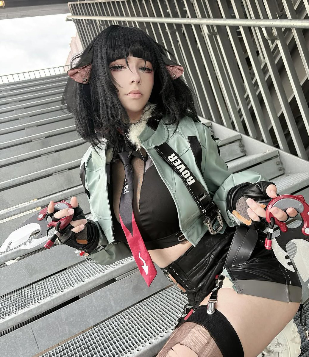 PAdams58306's tweet photo. 🐭Jane Doe From Zenless Zone Zero🐭 - - Did a little surprise cosplay at . Grateful to  for the Props!! and Chico Feminino for the cosplay🤍🤍🤍 https://t.co/tcEmyY5WJ2