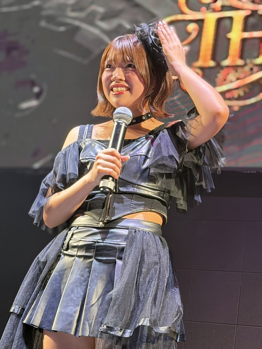 LtwWonder2's tweet photo. 赤衣装が、バチイケでした。

#chitchat
#ちとちゃ
#もえねに萌えね https://t.co/7NoRljSUGb