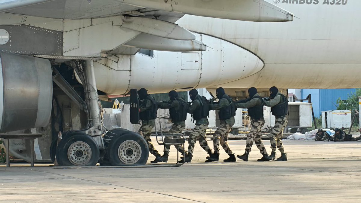 lovish_pandey06's tweet photo. Anti-Hijacking Mock Drill Conducted at IGI Airport
CISF conducted an Anti-Hijacking Mock Drill at IGI Airport to assess operational preparedness, response time and tactical readiness in handling potential hijacking situations.
#CISF #igiairport #mockdrill #AviationSecurity https://t.co/tbsQviAXRe