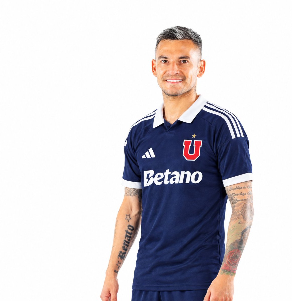Zaldivismo's tweet photo. Asi se ven algunos jugadores de la U 2026 con la camiseta filtrada de 2027

#VamosLaU https://t.co/bb9ioVVT9c