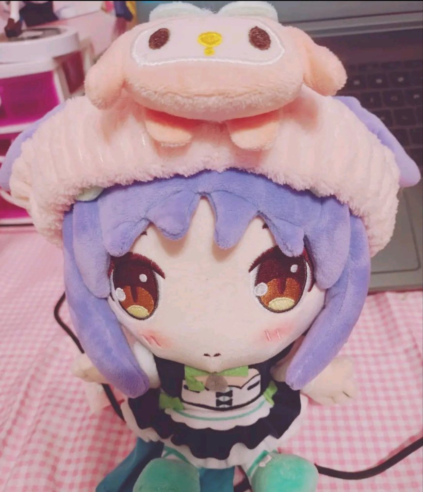 chocolakitten's tweet photo. Cinnamon with a cute headband.. using her skincare.. (⁠ ⁠◜⁠‿⁠◝⁠ ⁠)⁠♡ #nekopara #nekoconne https://t.co/5FXMLn5TvM