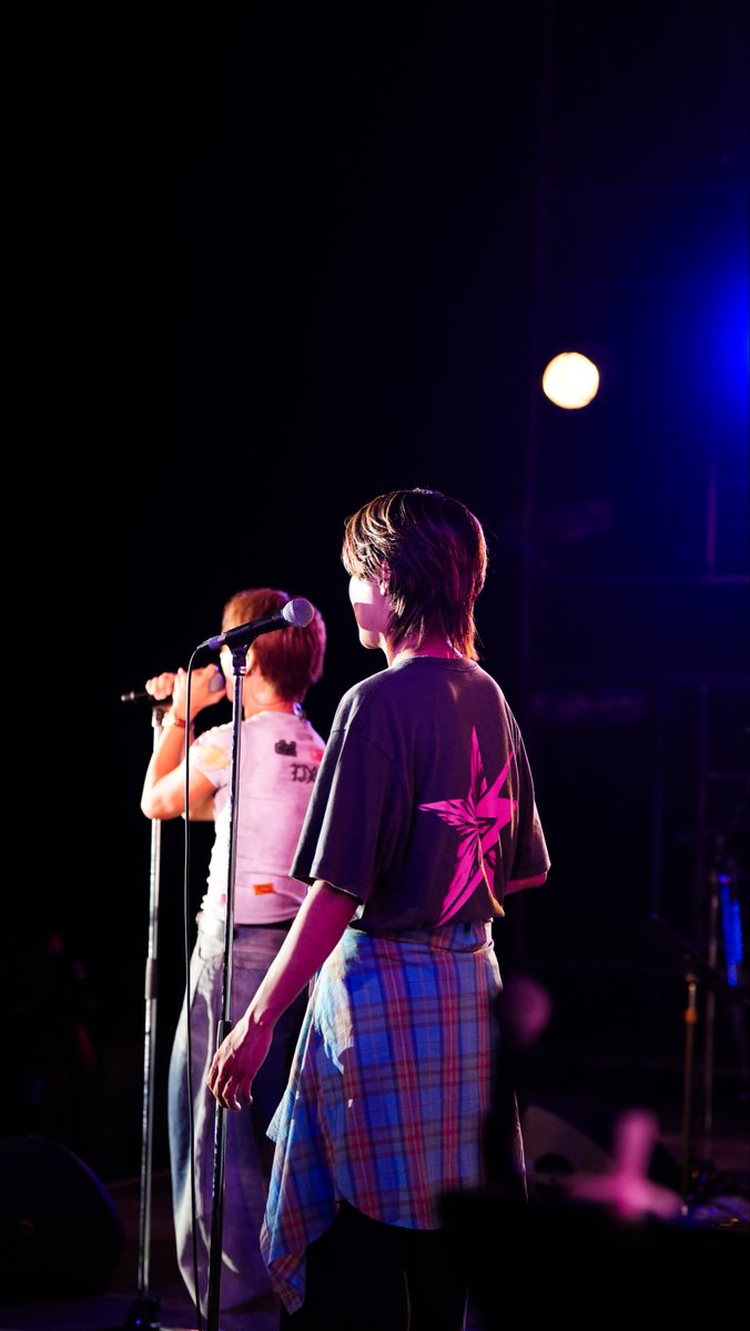 keisuke_z_'s tweet photo. 白浜ロックフェス
お越しいただいた皆様ありがとうございました！！

総合司会、そしてMR.CARNIVALとして出演させていただきました☺️

美しい白良浜にて、7000人を超えるお客様！ありがとうございました♪

#白浜ロックフェス #白良浜 https://t.co/77KR6tspWv
