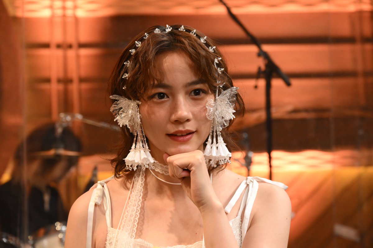 SoundInnS's tweet photo. ／
#SoundInnS
18(日)よる6時放送📺
＼

ゲストは #のん さん🌹

音楽を通じて自らの思いを
表現し続けてきたのんさんが
大切なオリジナル楽曲🎶3曲を
豪華ミュージシャン🎸と共に
一夜限りのアレンジで披露🎤✨

♪荒野に立つ
♪Renarrate
♪春よ受けて立つ

放送をお楽しみに❣️ https://t.co/mNyWDVkYoN