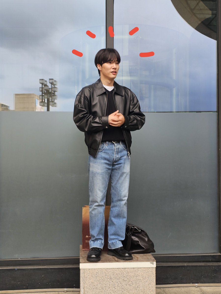 1988O814's tweet photo. 띨롱 https://t.co/EVNunLAN76