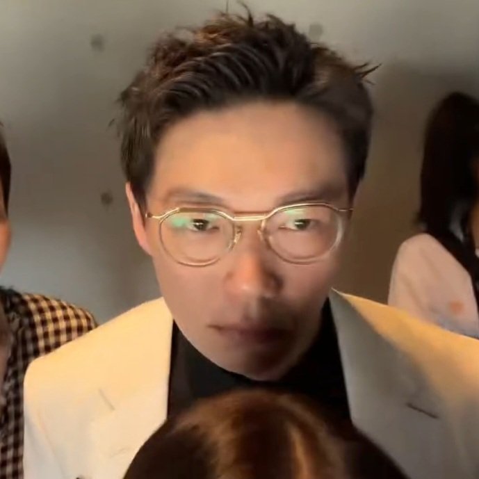 sho_w_nin's tweet photo. 매번 장난치다가 역공격당하시는데 
못이기실거같앵ㅅ요 https://t.co/mzZGaPrkw0
