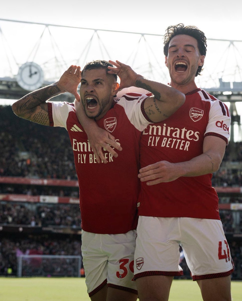 makininazo's tweet photo. Top 2 best midfielders in the World right now. 🔴⚪ https://t.co/AoELyDCtNK
