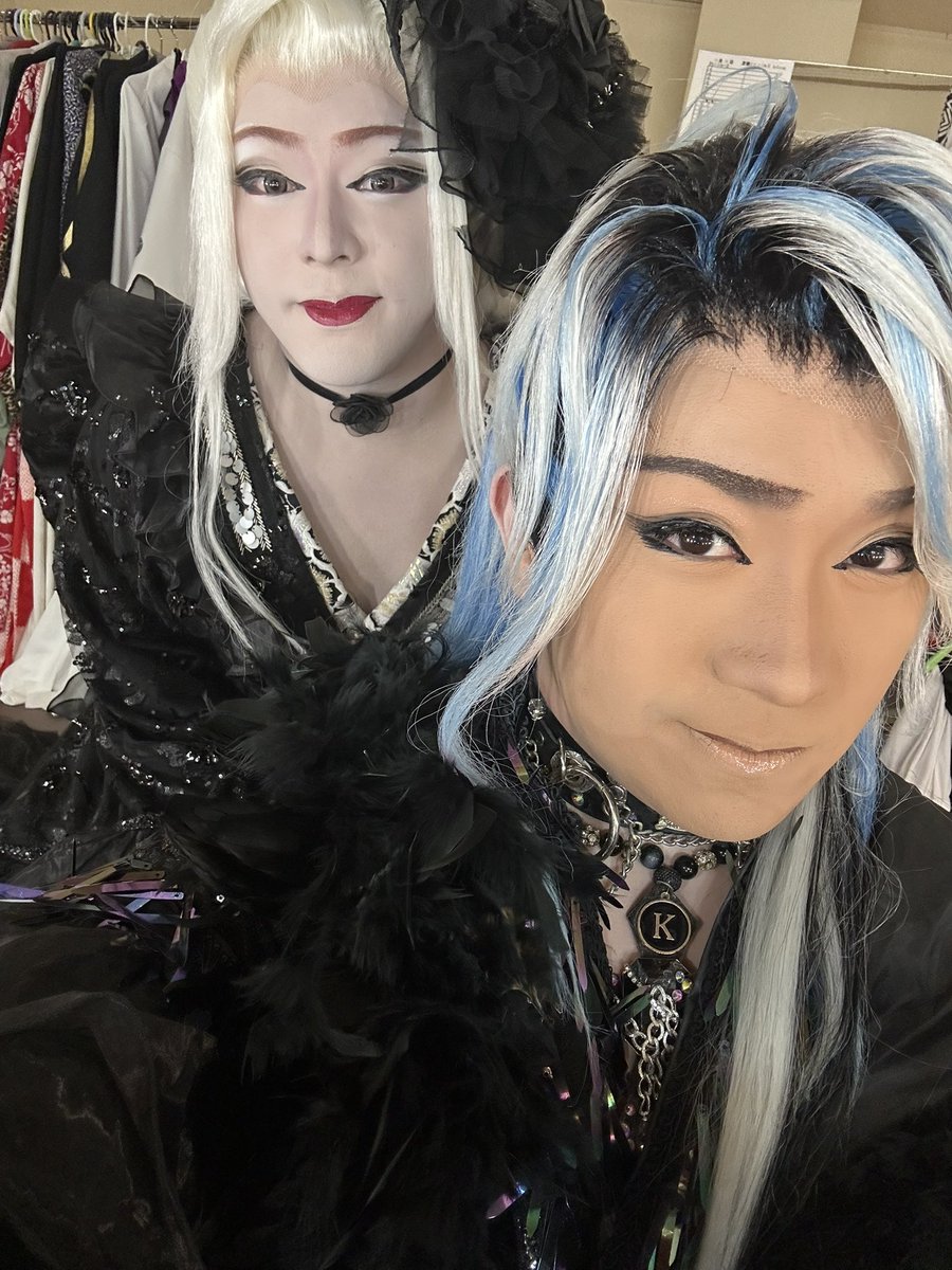 asaitakumi1128's tweet photo. 梅田呉服座
ご来場ありがとうございました😭
めちゃめちゃ楽しかったです☺️
ゲスト先では新しい出会いや
知らないお芝居や
新しい舞踊や
いろんな経験をさせてもらえます☺️
もっと沢山の方に浅井を知ってもらえて
大衆演劇を応援してもらえるように
楽しい舞台作りに励みます‼️
これからもよろしくね☺️ https://t.co/tvEr4o4fLq