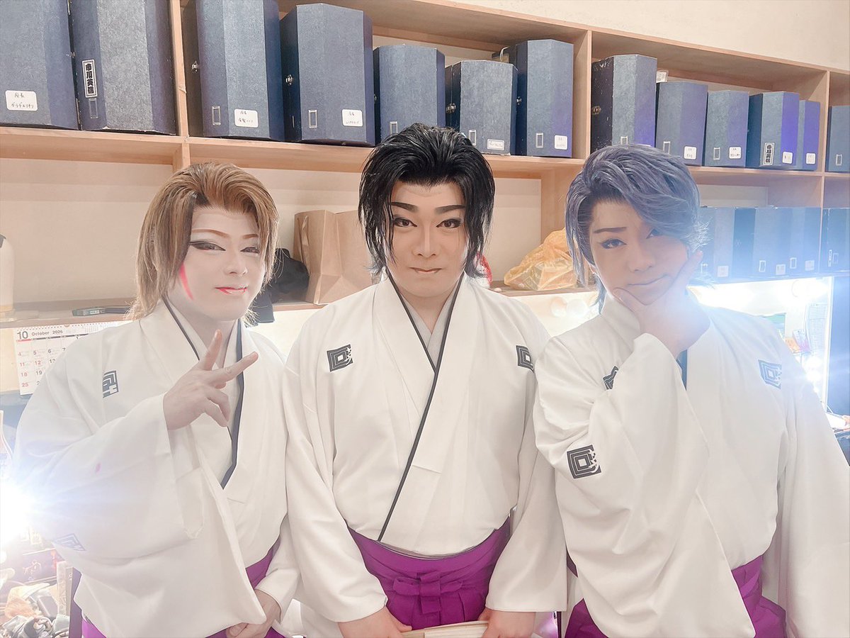 asaitakumi1128's tweet photo. 梅田呉服座
ご来場ありがとうございました😭
めちゃめちゃ楽しかったです☺️
ゲスト先では新しい出会いや
知らないお芝居や
新しい舞踊や
いろんな経験をさせてもらえます☺️
もっと沢山の方に浅井を知ってもらえて
大衆演劇を応援してもらえるように
楽しい舞台作りに励みます‼️
これからもよろしくね☺️ https://t.co/tvEr4o4fLq