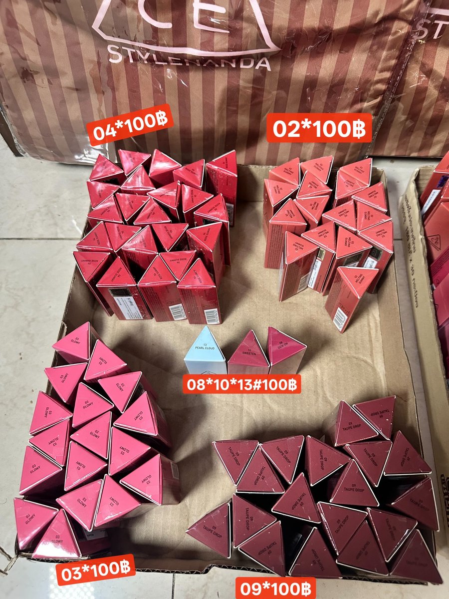 jmaiya11's tweet photo. 3Ce. สนใจdm ติ๊กรูปสีส่งมาได้เลยคะ

ของเหลือแค่นี้แล้วค่าา

🔔พาเดตตา350฿

🔔บลัชออก220฿

🔔ลิปราคา200฿

🔔ลิปราคา100฿

🔔ลิปราคา150฿

ค่าส่ง40บาทเหมาๆ 

เฉพาะลิปสติก ชื้อคบ300฿ส่งฟรี

สนใจรุ่นไหนให้คุณลูกค้าแคปสีกะรุ่นส่งมาคะ🙏
#ตลาดนัดซีนุนิว https://t.co/JQ0bMOztJl