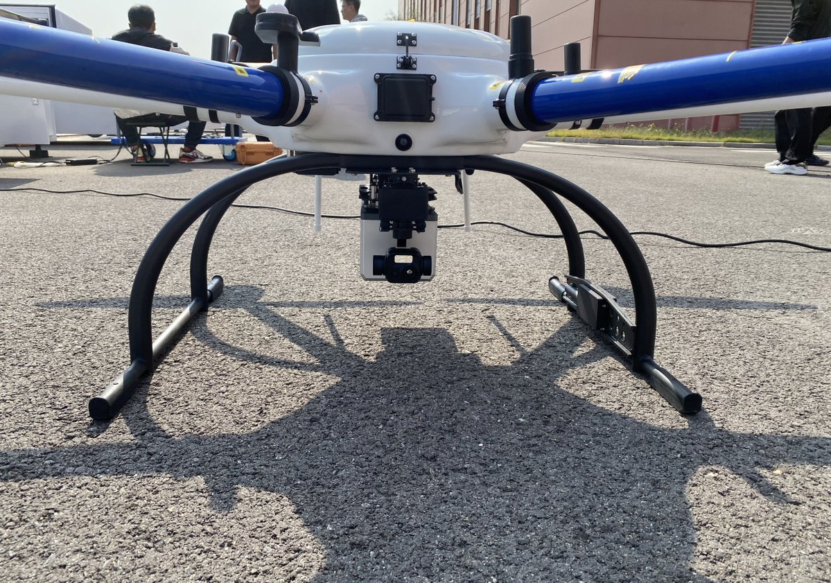 CticGimbal's tweet photo. 🚁 Thanks to our customer for sharing these real CGTT155 flight deployment photos.

We're honored to see our products trusted and used in real-world operations.

#UAV #Drone #FPV #CGTT155 https://t.co/RRR8LayvLb